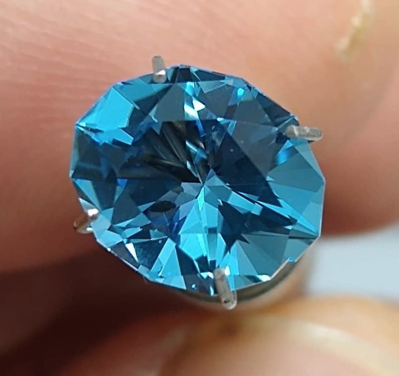 Martin's Gems – Precision Cut Gemstones