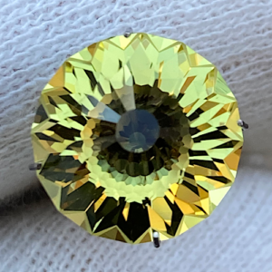 Ouro Verde Quartz Sunflower