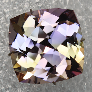 Ametrine Broad Flash