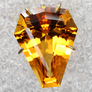 Madeira Red Citrine
