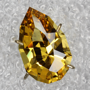 Golden Beryl Pear cut