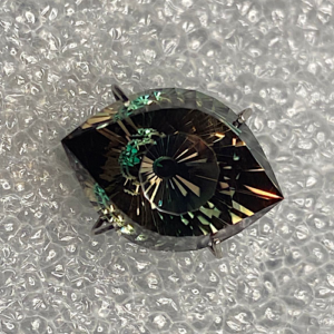 Sunstone Eye Fantasy Cut