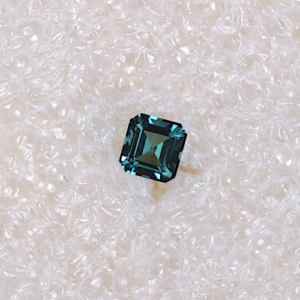 Blue Square Teal sapphire