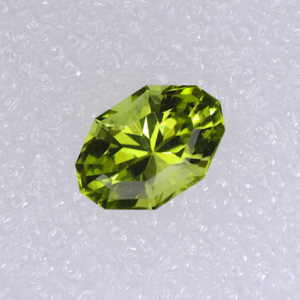 Peridot Oval
